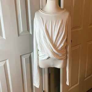 Blue Blush Twisted White Crewneck Long Sleeved Shirt Size Girls Medium- Like New